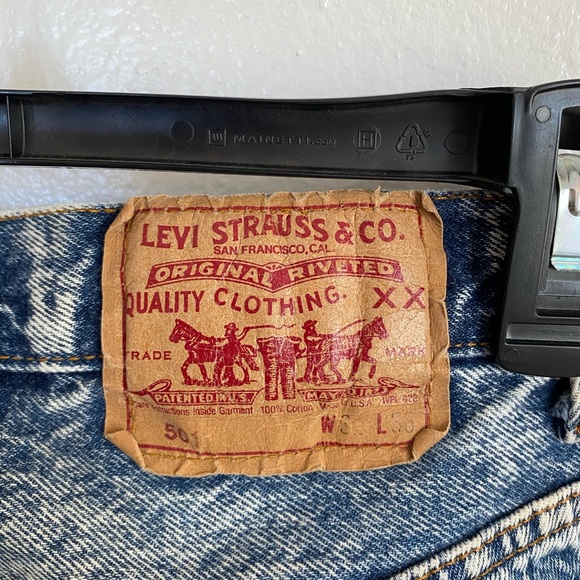 Retro Acid Wash Levi’s - Picture 7 of 8